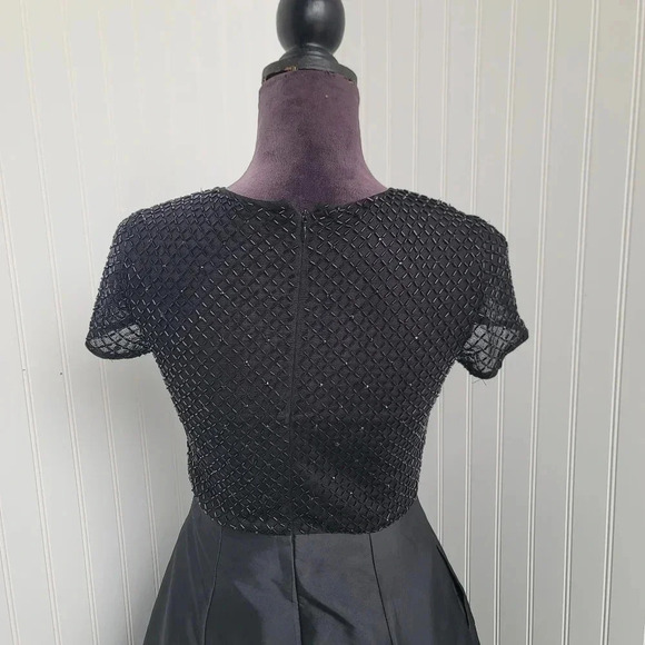 Adrianna Papell Short Sleeved Beaded Long Taffeta High Low Skirt Dress Silk Sz 2 - Picture 6 of 11